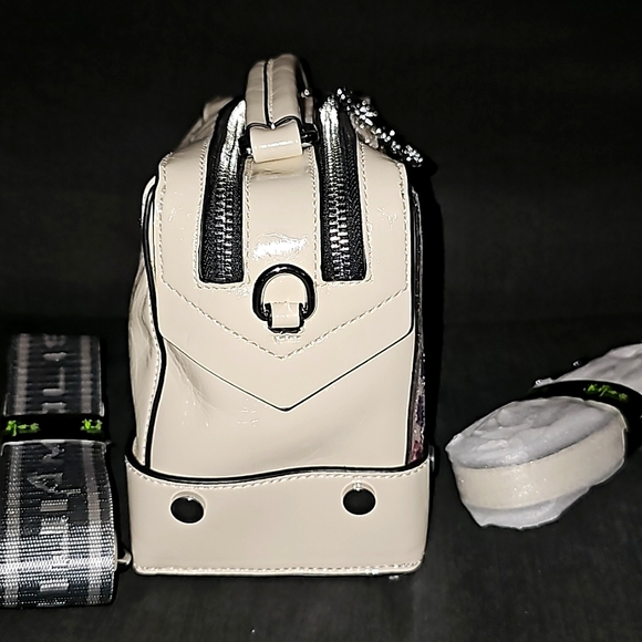 Rainbow Rectangle Camera Bag - Picture 4 of 7